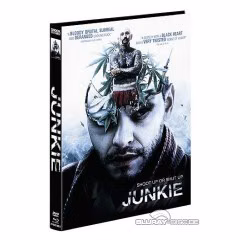 Junkie · Shock Entertainment · Cover B – limitierte Uncut-Ausgabe; exaktes Originalmotiv ausschließlich anhand der zugeordneten Editionsquelle bestimmen, kein Austausch mit Schwestercovern