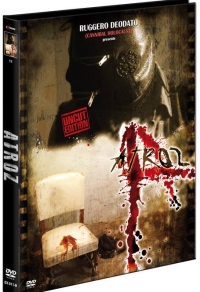 Atroz · Extreme / Extreme Cinema · Cover B · dunkle Gestalt über blutiger Badewanne
